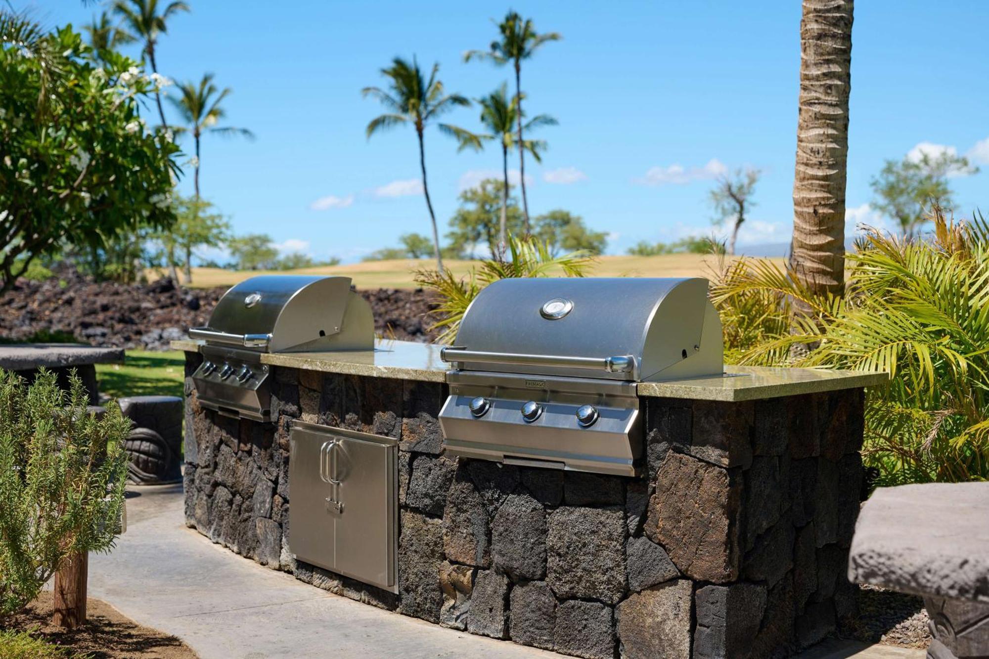 Hilton Grand Vacations Club Kings Land Waikoloa Hotel Exterior photo